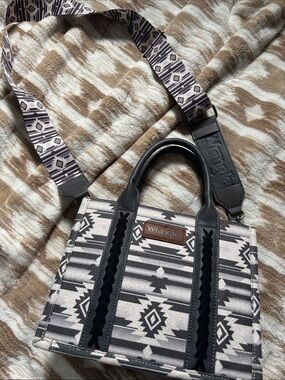 Wrangler Black, White & Tan Southwestern Canvas Tote with Patterned Strap